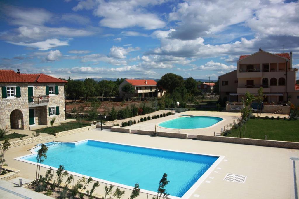Hotel Pansion Skelin Drinovci Exterior foto