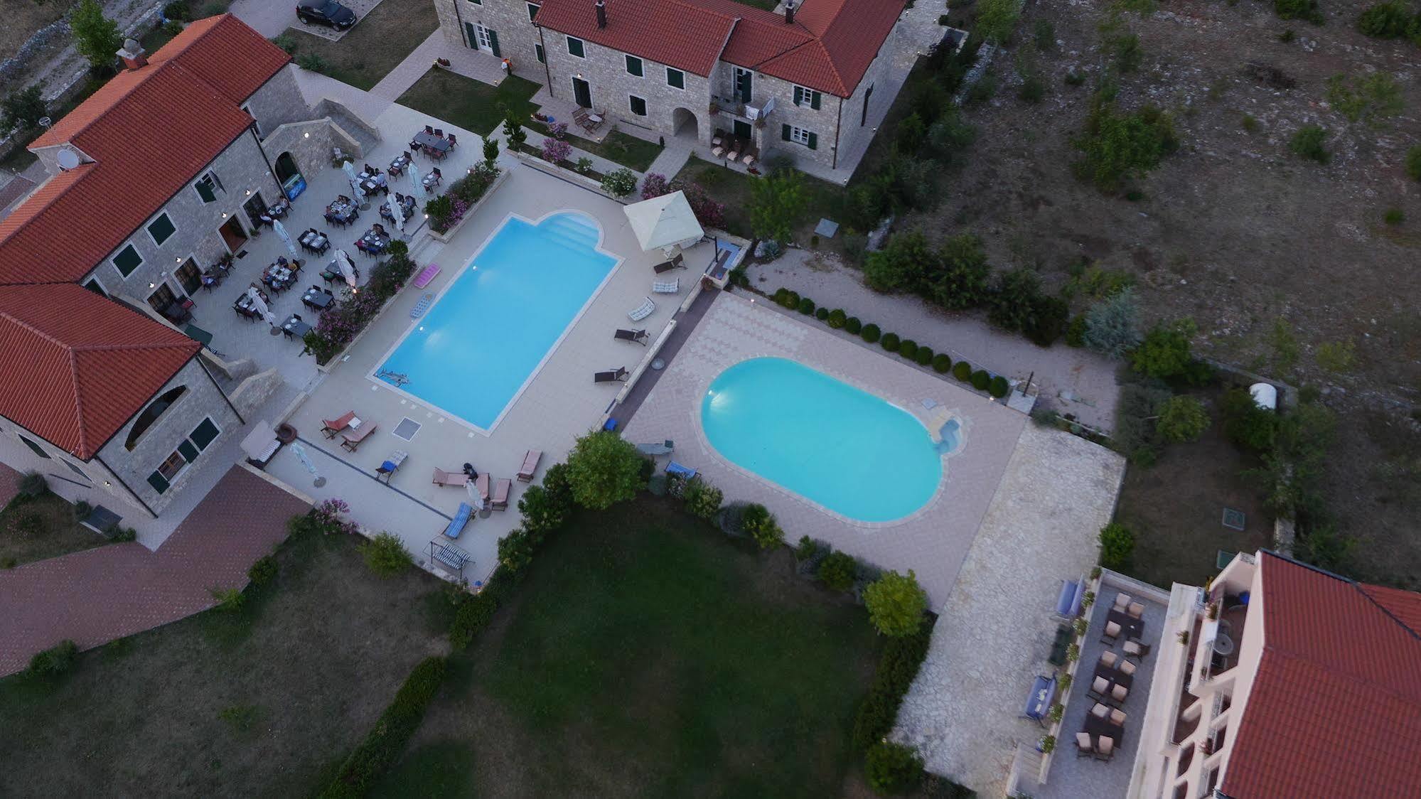 Hotel Pansion Skelin Drinovci Exterior foto